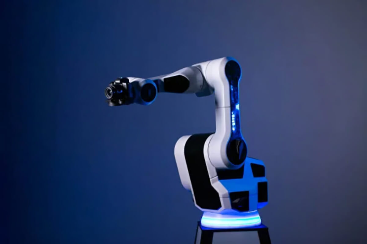 Роборука GlamBot в студии